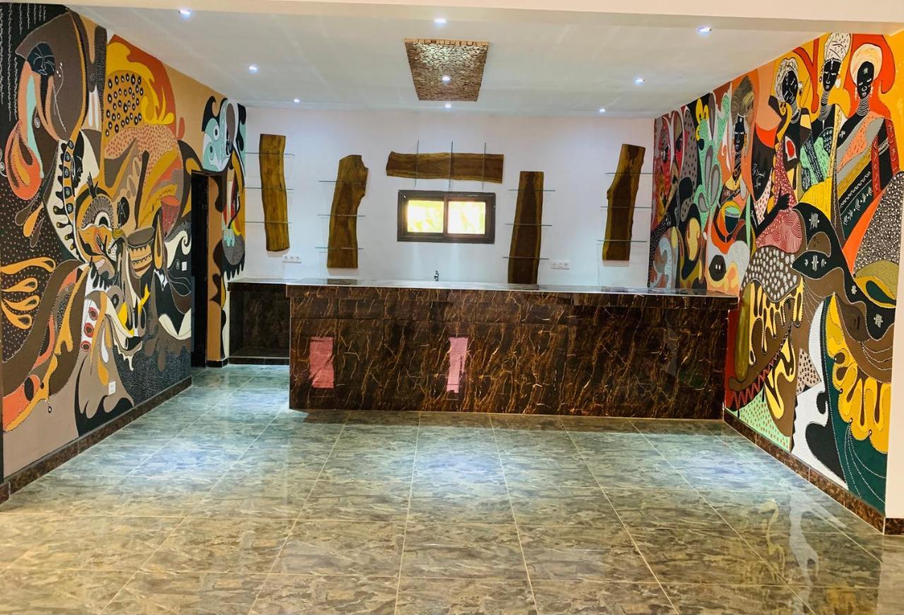 Le Diamant Noir Hotel Nguékokh Zewnętrze zdjęcie
