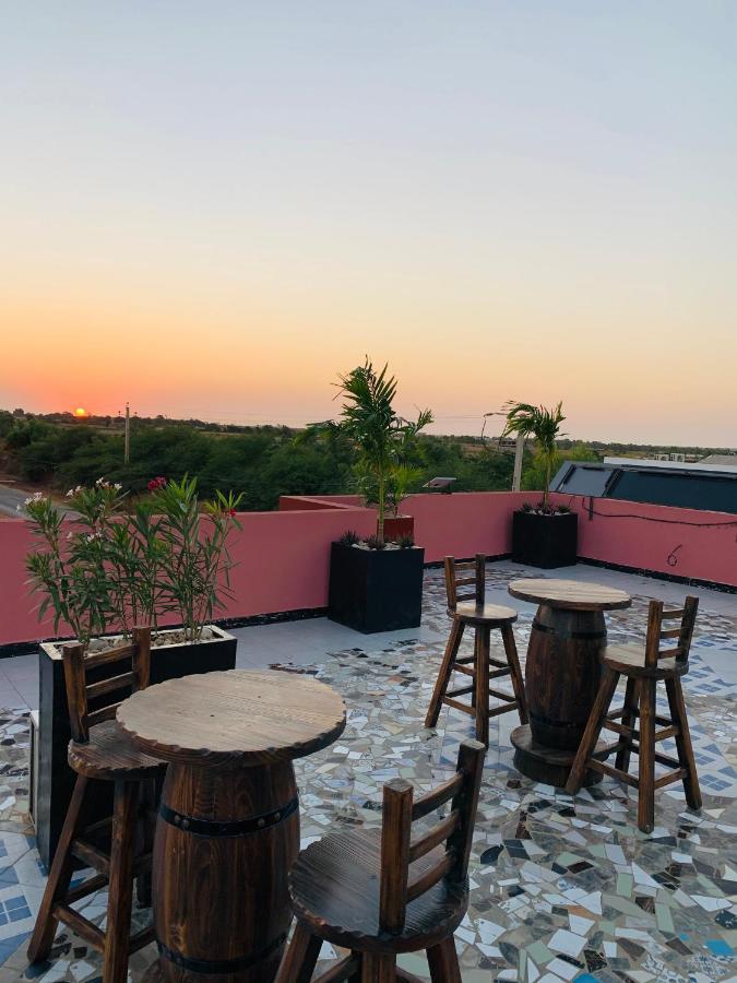 Le Diamant Noir Hotel Nguékokh Zewnętrze zdjęcie